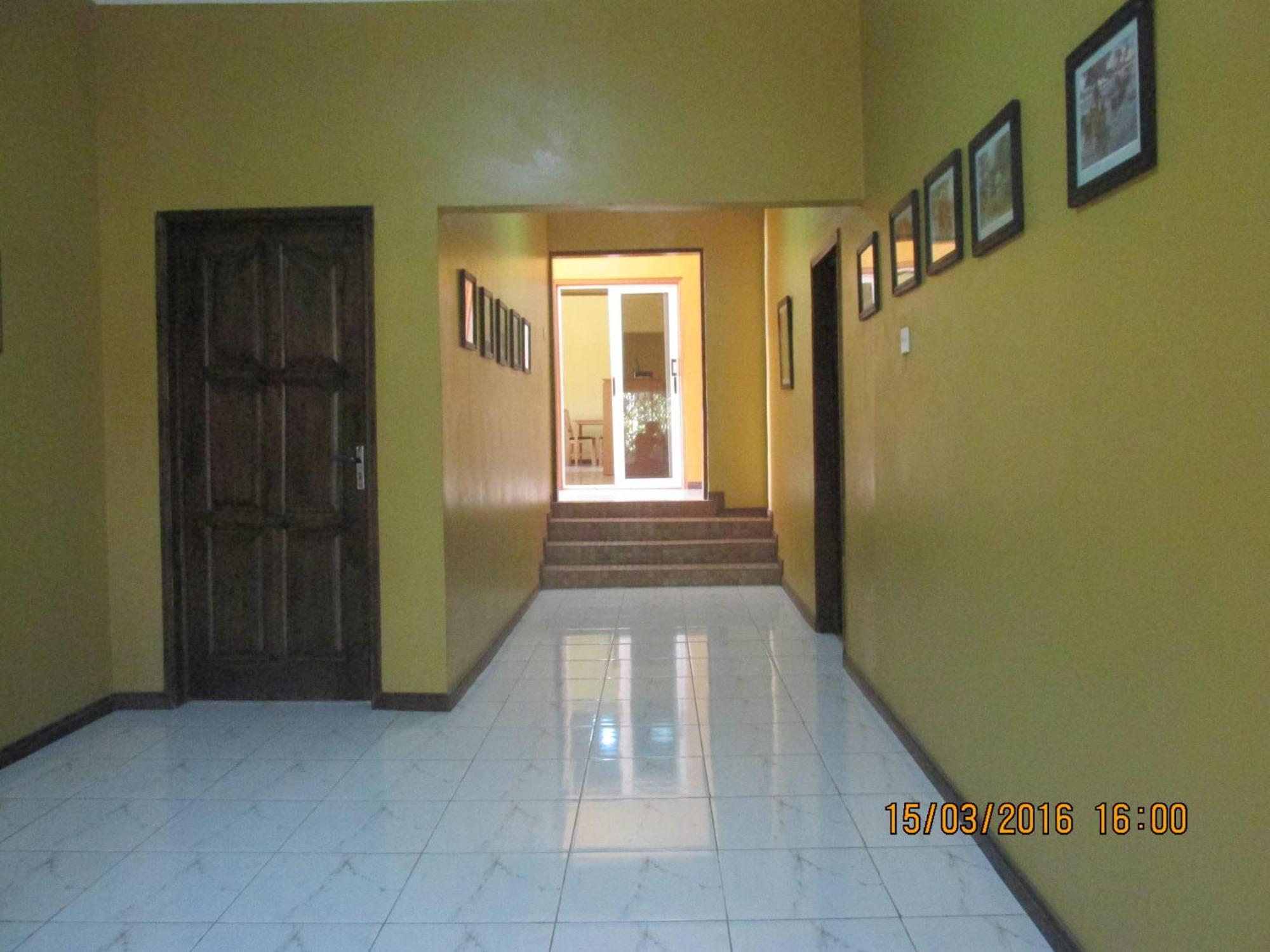 Jamaica Inn Guest House Botianaw المظهر الخارجي الصورة
