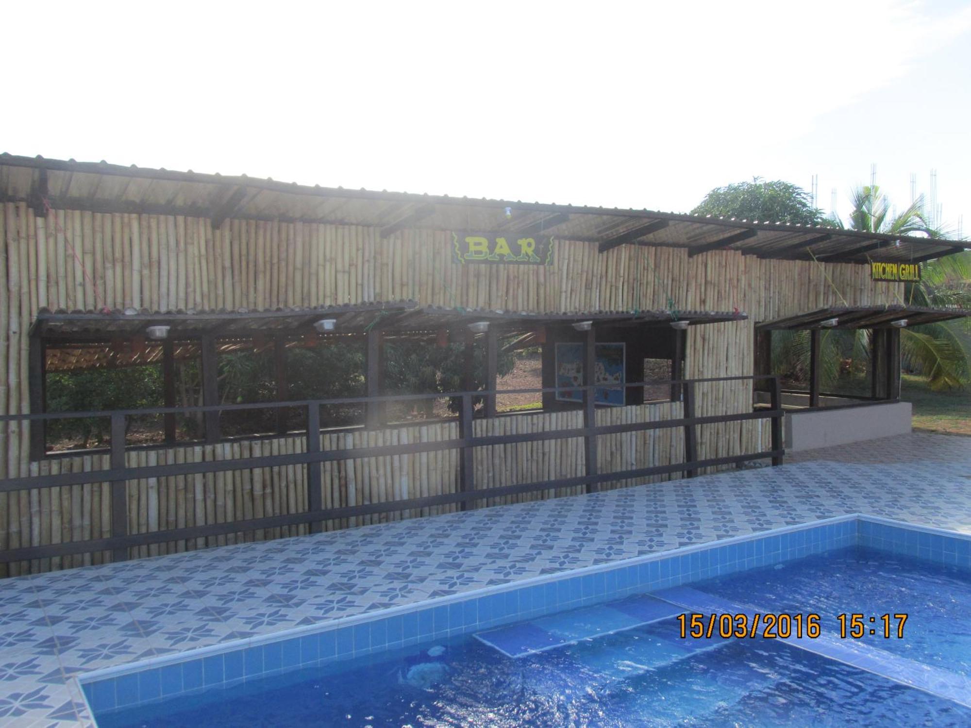 Jamaica Inn Guest House Botianaw المظهر الخارجي الصورة