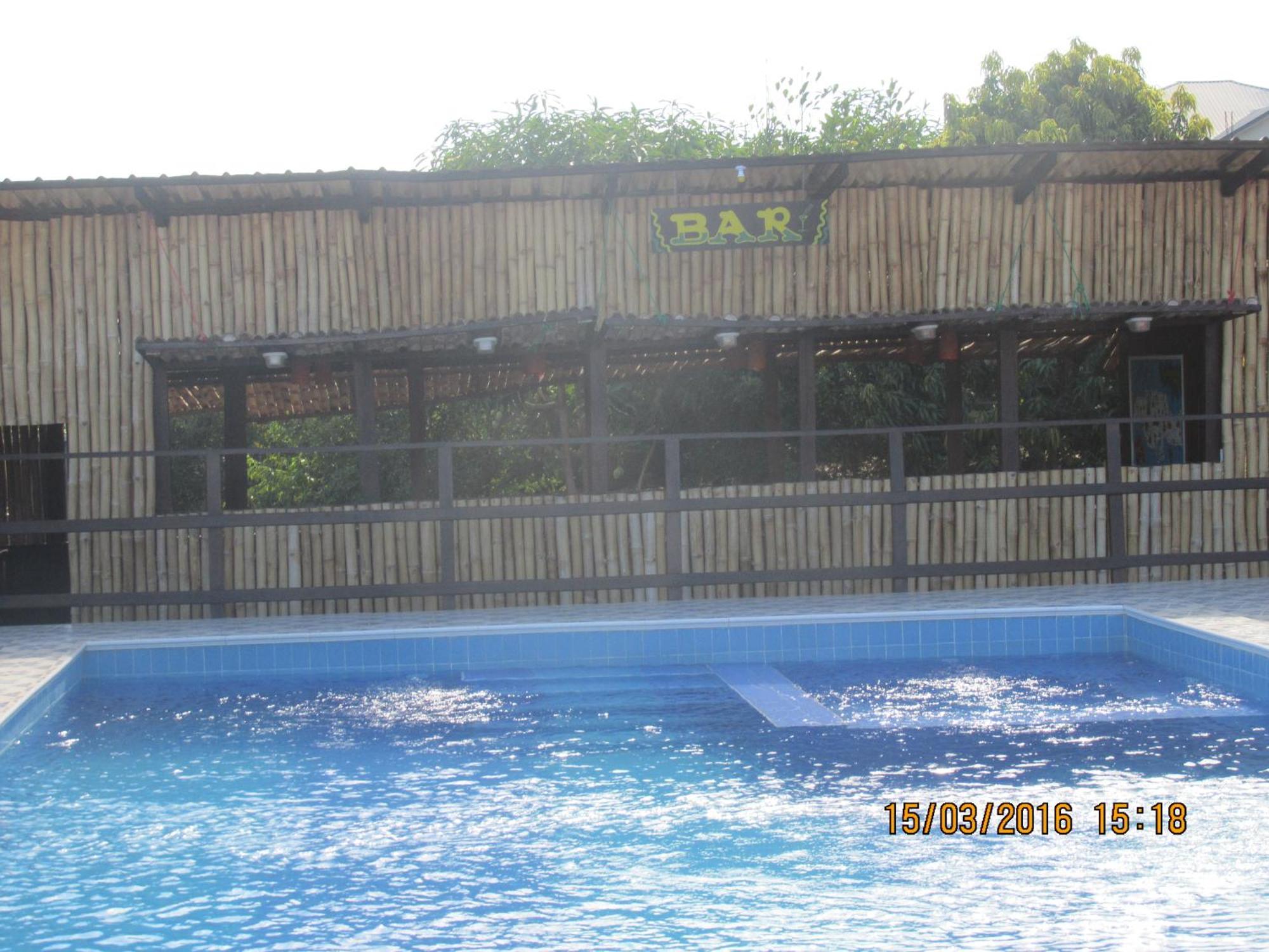 Jamaica Inn Guest House Botianaw المظهر الخارجي الصورة