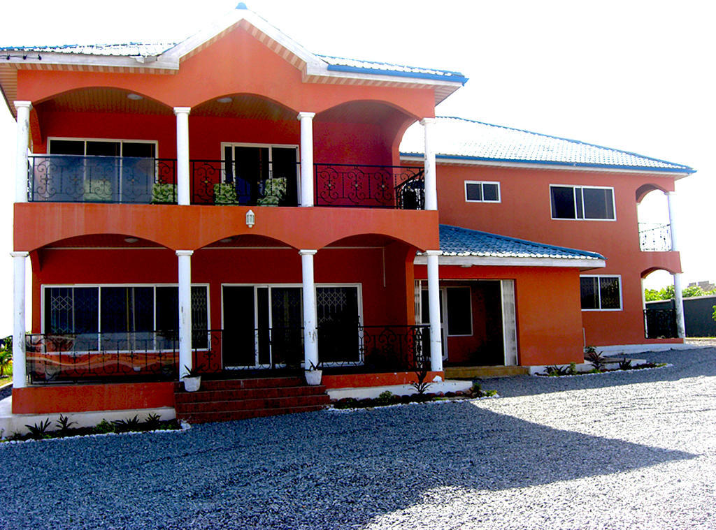 Jamaica Inn Guest House Botianaw المظهر الخارجي الصورة